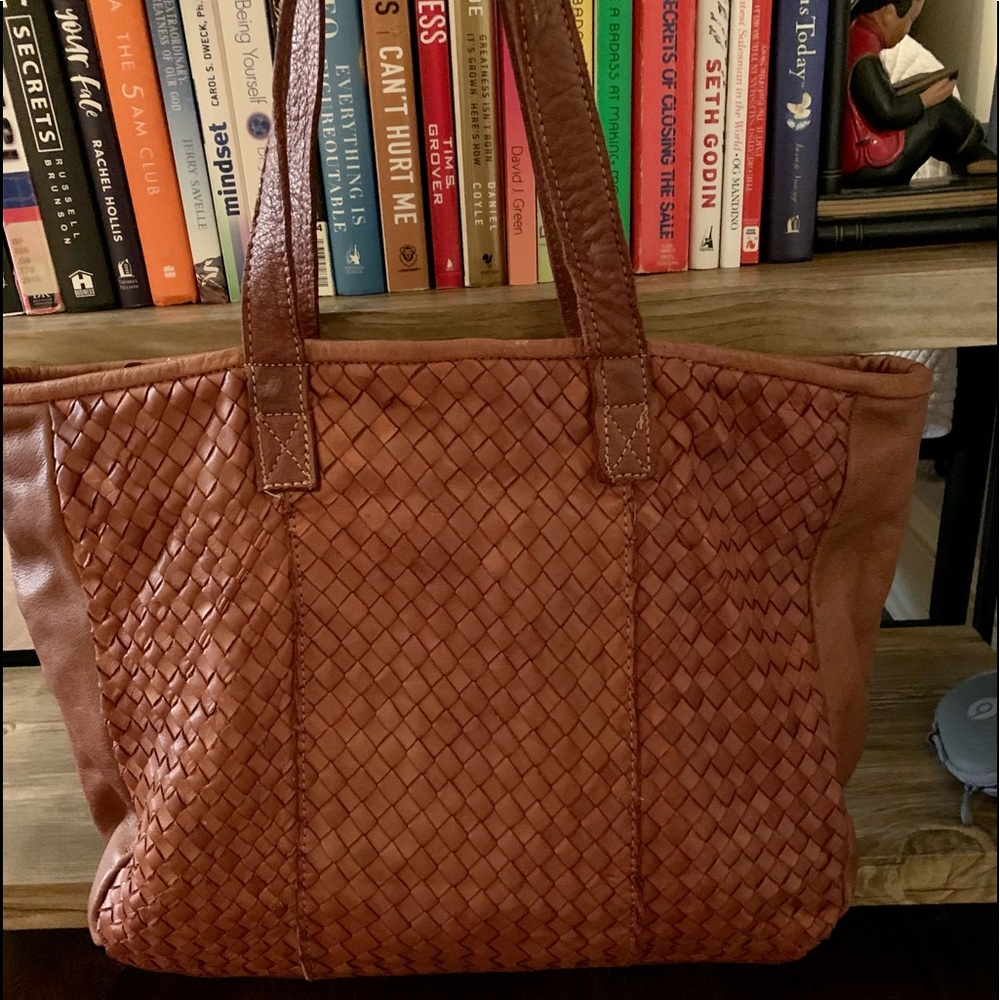 Platania tan leather woven zip top tote